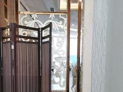 -库车国际酒店(火车站东湖公园店)