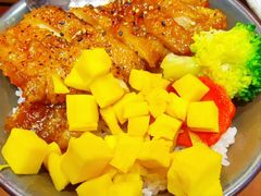 照烧鸡腿饭-8PINTS八品脱·日料·烧鸟·精酿小酒馆(莘庄店)