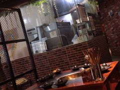大堂-莽子老火锅(大坪店)