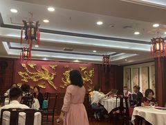 -梅龙镇酒家(南京西路总店)