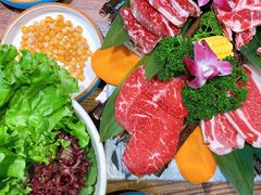 -明洞阿姨·韩式酱蟹烤肉·创意料理(三元桥店)