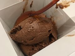 黑冰淇淋-Awfully Chocolate(来福士广场店)