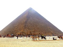 -吉萨金字塔群