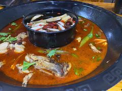 美蛙鱼头红汤锅底-味仙疯美蛙鱼头(清扬路总店)