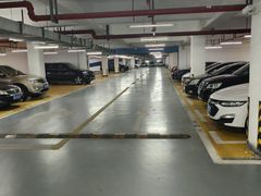 -成都东站-停车场