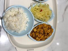 -荣华基·现炒快餐(肇嘉浜路店)