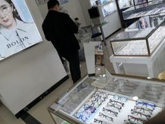 -三叶眼镜城·好视力眼镜店