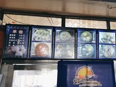 -敖特尔布里亚特美食坊(世纪花苑店)
