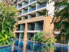 -三亚湾海居铂尔曼度假酒店