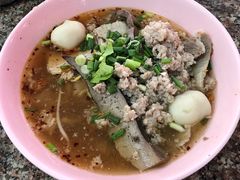 柠檬酸辣汤粿条-榮泰米粉湯(Left Shop)