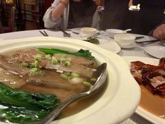 清汤牛爽腩-镛记酒家