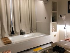 -瑶舍头疗·瑶浴·芳香热石SPA(五洲国际店)
