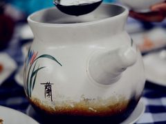茶香土鸡煲-龙井壹号·茶缘山景宴(龙井村店)