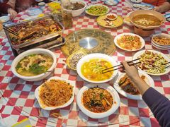 -阆辣荟餐饮(老味道8年·古城店)