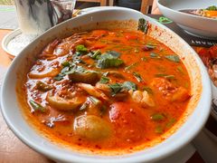 -Chom Cafe and Restaurant