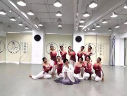 -深舞形体民族舞蹈工作室