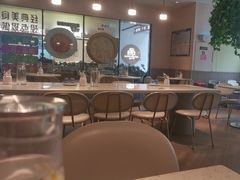 -必胜客(WOW中心城店)
