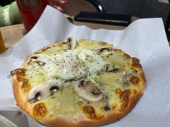 松露鸡蛋蘑菇披萨-nata&bica(松江大学城店)