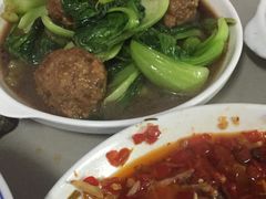 红烧狮子头-扬州小吃(延安西路店)