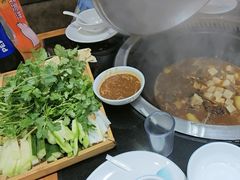 -东北农家院·铁锅炖(莘庄店)