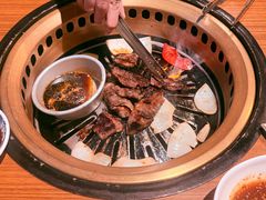 -炼火烤肉店