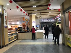 -八仙台服务区-停车场