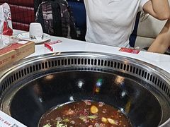 -哈尔滨烧烤·山河村铁锅炖(交大店)
