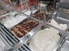 -VENCHI 闻绮(上海佛罗伦萨小镇店)