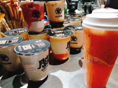 草莓脏脏茶-LELECHA乐乐茶(美罗城店)
