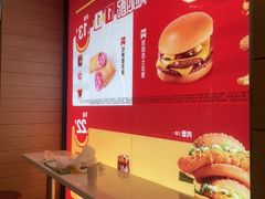 -麦当劳(乳山路店)