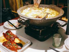 -小凤庭·地道湖北菜武昌鱼·藕汤(38年黄鹤楼店)