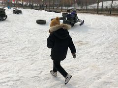 -十三陵雪世界滑雪场