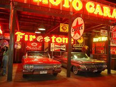 -席娜卡琳火车铁道夜市