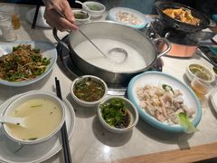 -粤顺渔坊·中山脆肉鲩火锅(清湖店)