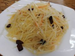 -溢心园香河肉饼总店