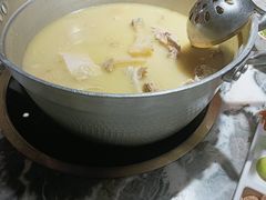 -禄婶鸡煲·打边炉