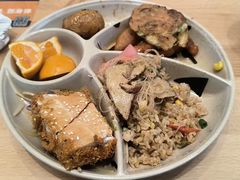 -素满香·全民食养自助(长宁龙之梦店)