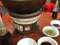 连州脆皮鸡-威邵鸡煲(西华路总店)