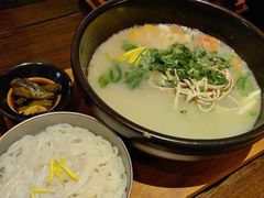 -银米·云南传统过桥米线(双廊黑金冠店)