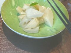 -湖畔鲁菜·二十年老字号餐厅(大明湖店)