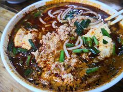臭豆腐小锅米线-铁朋小锅米线(玉川巷店)