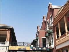 -王府井奥莱临潼小镇(临潼店)