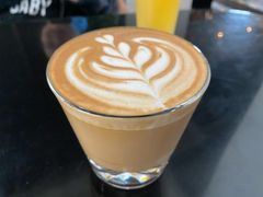 燕麦拿铁-候鸟咖啡(前门店)