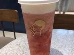 -喜茶(北京华贸购物中心店)