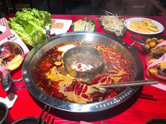 -谭鸭血老火锅(万象九宜城店)