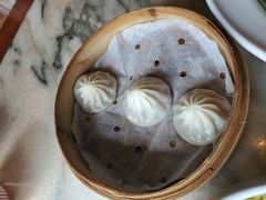 鸡汁杭州小笼-桂满陇·景观餐厅(新世界店)