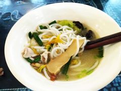 -桥香园云南过桥米线(金马碧鸡店)