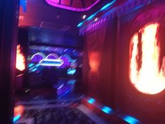 -UK派对KTV(日月广场店)