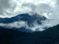 -比日神山