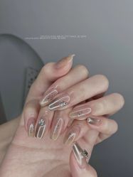 -DAZZLING BEAUTY美甲•美睫专门店